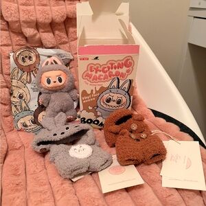 Labubu PopMart Sesame Bean plus Lizzie Friends